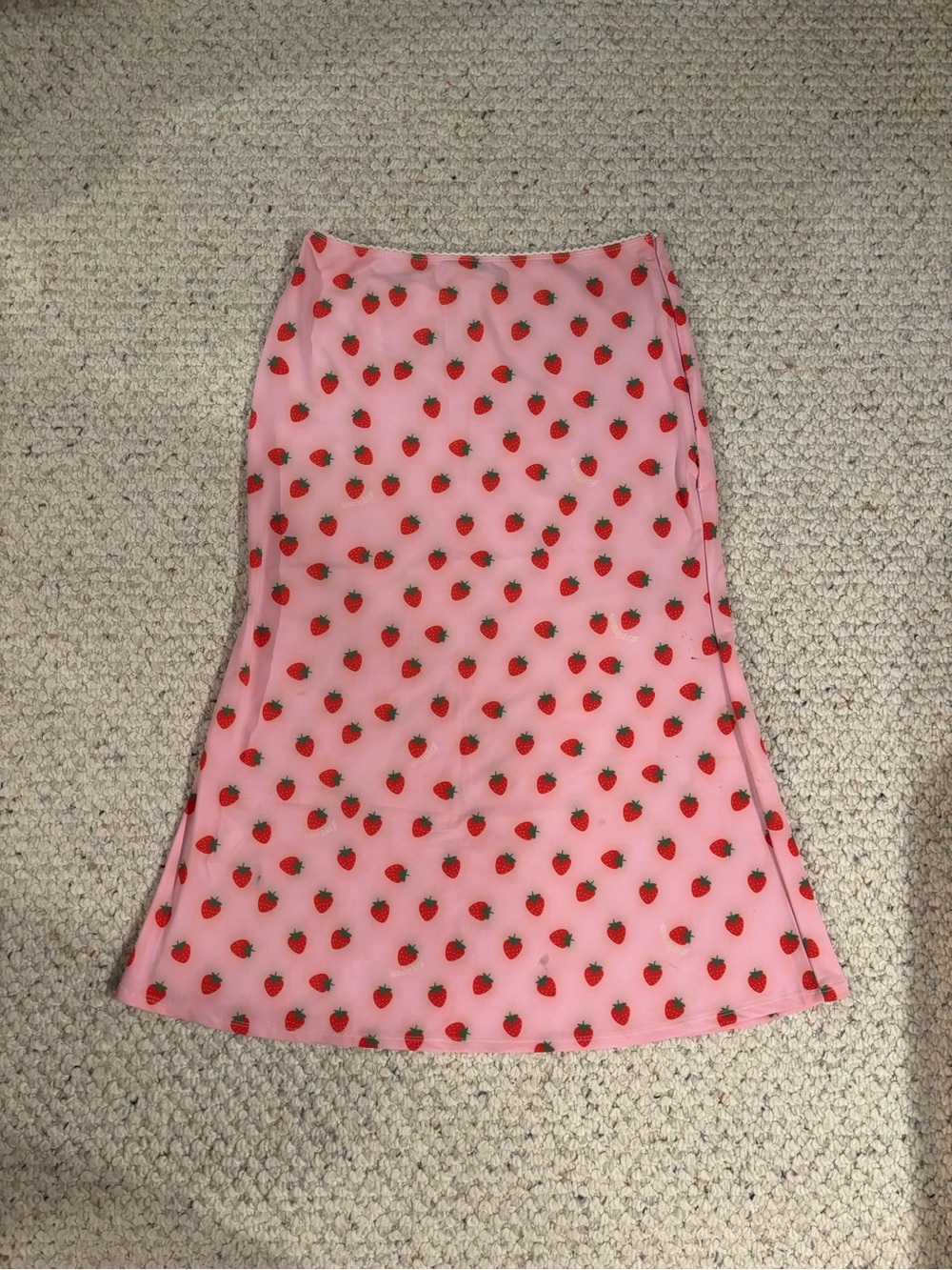 omighty strawberry skirt